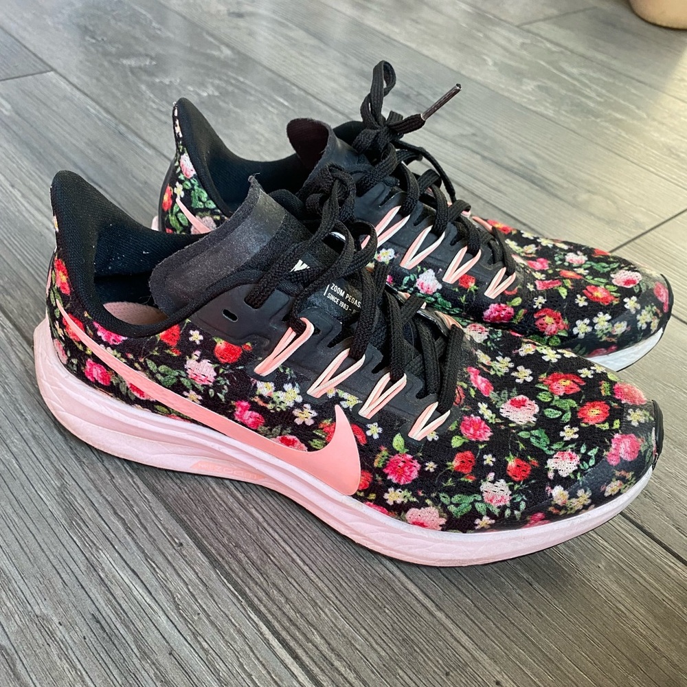 Nike Zoom Pegasus floral sneaker youth 6.5 womens 8